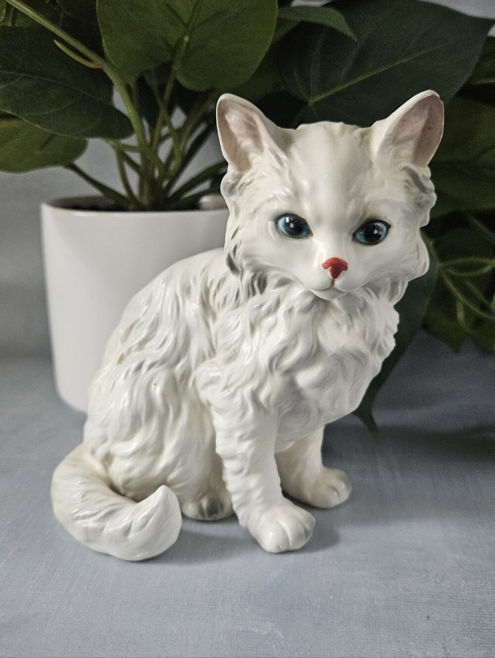 Vintage Lefton White Persian Cat Figurine Produced in Japan during the mid-20th